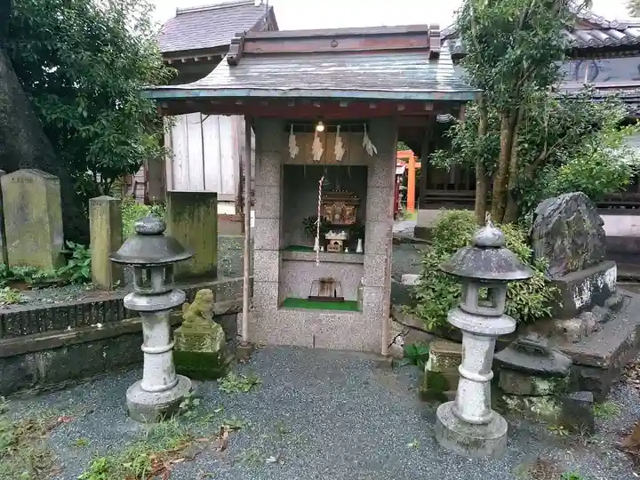 諏訪神社の末社・摂社