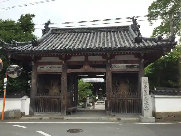 穴太寺の山門・神門