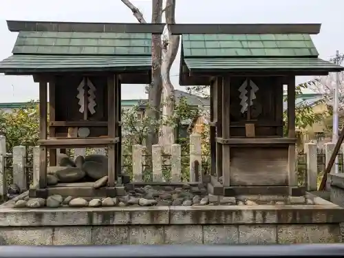 国玉神社・八劔社合殿の{uncategorized: "未分類", other: "その他", undefined: "問題あり", building: "その他建物", grave: "お墓", sacred_gate: "鳥居", guardian: "狛犬", statue: "像", buddha: "仏像", history: "歴史", nature: "自然", garden: "庭園", animal: "動物", pagoda: "塔", temizu: "手水舎", mountain_gate: "山門・神門", sanctuary: "本殿・本堂", subordinate: "末社・摂社", art: "芸術", scenery: "景色", jizo: "地蔵", ema: "絵馬", goshuin: "御朱印", omikuji: "おみくじ", items: "授与品その他", amulet: "お守り", goshuincho: "御朱印帳", eats: "食事", festival: "お祭り", votive_dance: "神楽", shichigosan: "七五三参", wedding: "結婚式", experience: "体験その他", initially: "初詣", around: "周辺", anti_infection: "感染症対策"}