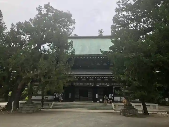 円覚寺の本殿・本堂