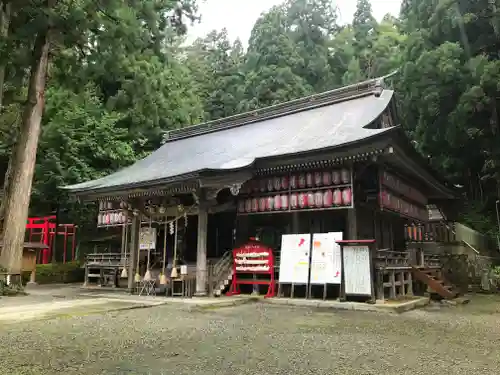 志和稲荷神社の本殿