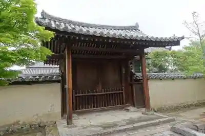 宗源寺の山門・神門