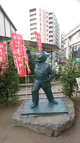 亀有香取神社の像