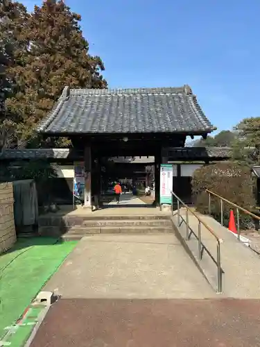 茂林寺の山門