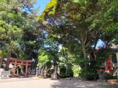 漆部神社のその他建物