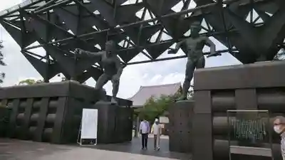 一心寺の山門・神門