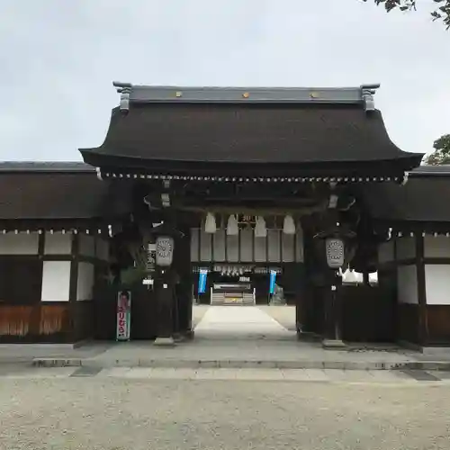 伊弉諾神宮の山門・神門