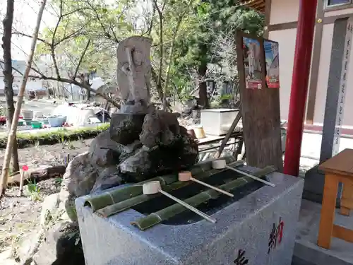 東輪寺の手水舎