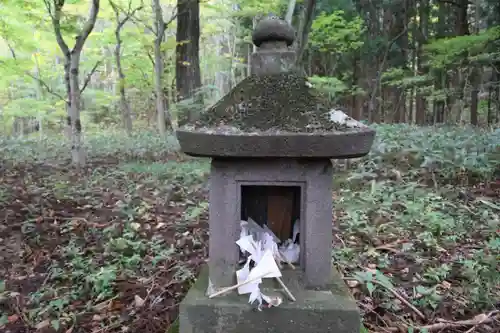 大槻熊野神社の末社・摂社