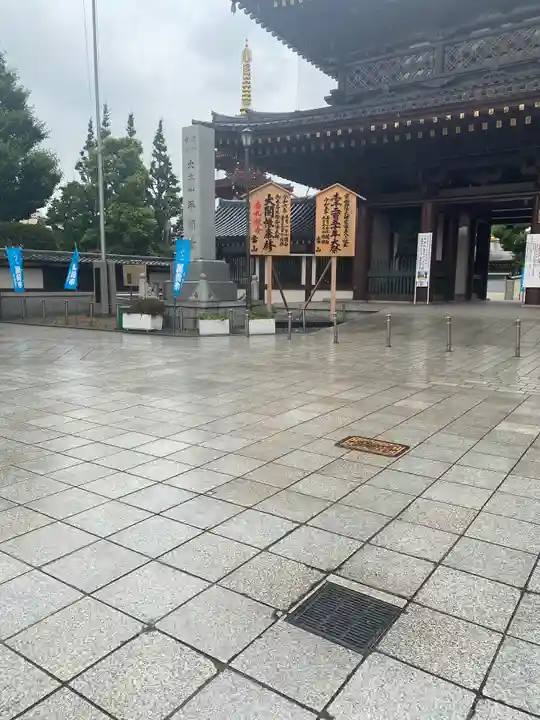 川崎大師(平間寺)の山門・神門