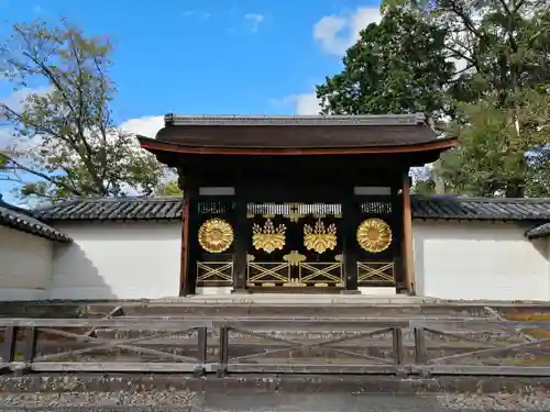 醍醐寺の山門・神門