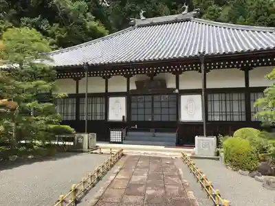 法泉寺の本殿・本堂