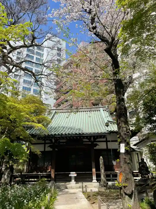 東福寺の{uncategorized: "未分類", other: "その他", undefined: "問題あり", building: "その他建物", grave: "お墓", sacred_gate: "鳥居", guardian: "狛犬", statue: "像", buddha: "仏像", history: "歴史", nature: "自然", garden: "庭園", animal: "動物", pagoda: "塔", temizu: "手水舎", mountain_gate: "山門・神門", sanctuary: "本殿・本堂", subordinate: "末社・摂社", art: "芸術", scenery: "景色", jizo: "地蔵", ema: "絵馬", goshuin: "御朱印", omikuji: "おみくじ", items: "授与品その他", amulet: "お守り", goshuincho: "御朱印帳", eats: "食事", festival: "お祭り", votive_dance: "神楽", shichigosan: "七五三参", wedding: "結婚式", experience: "体験その他", initially: "初詣", around: "周辺", anti_infection: "感染症対策"}