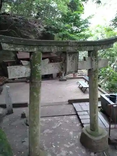 八王子神社の鳥居