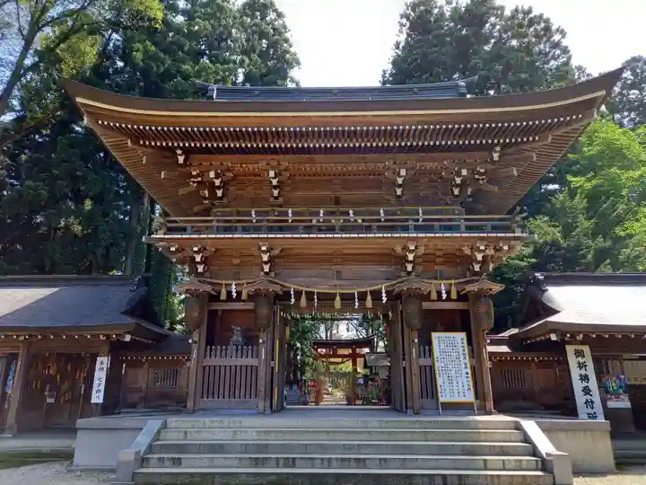 伊佐須美神社の山門・神門