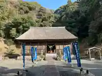 岩屋熊野座神社の本殿・本堂