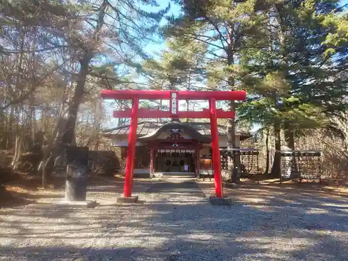 無戸室浅間神社(船津胎内神社)の鳥居