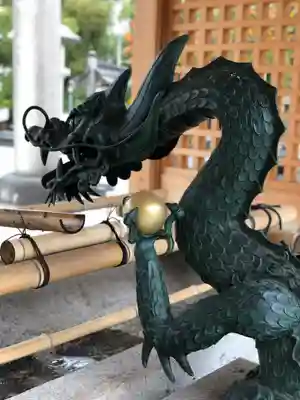 難波大社 生國魂神社の手水舎