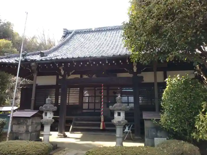 東林寺の本殿・本堂