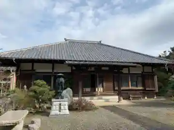 寿薬寺の本殿・本堂