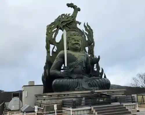 大本山成田山仙台分院の仏像