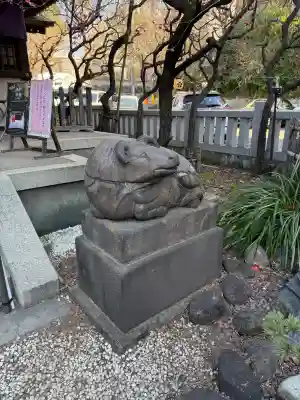 牛天神北野神社の{uncategorized: "未分類", other: "その他", undefined: "問題あり", building: "その他建物", grave: "お墓", sacred_gate: "鳥居", guardian: "狛犬", statue: "像", buddha: "仏像", history: "歴史", nature: "自然", garden: "庭園", animal: "動物", pagoda: "塔", temizu: "手水舎", mountain_gate: "山門・神門", sanctuary: "本殿・本堂", subordinate: "末社・摂社", art: "芸術", scenery: "景色", jizo: "地蔵", ema: "絵馬", goshuin: "御朱印", omikuji: "おみくじ", items: "授与品その他", amulet: "お守り", goshuincho: "御朱印帳", eats: "食事", festival: "お祭り", votive_dance: "神楽", shichigosan: "七五三参", wedding: "結婚式", experience: "体験その他", initially: "初詣", around: "周辺", anti_infection: "感染症対策"}