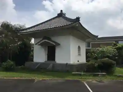 上宮寺の本殿・本堂