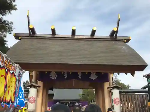 西根神社の山門