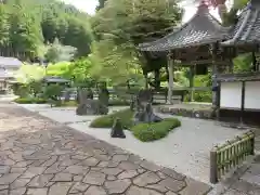 長安寺の庭園