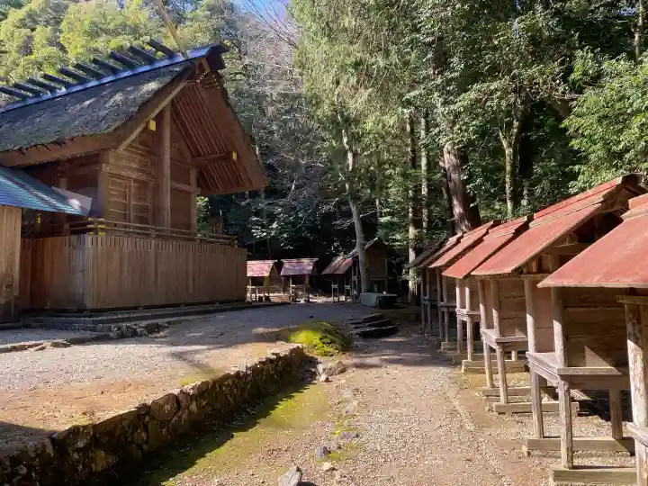 元伊勢内宮 皇大神社の{uncategorized: "未分類", other: "その他", undefined: "問題あり", building: "その他建物", grave: "お墓", sacred_gate: "鳥居", guardian: "狛犬", statue: "像", buddha: "仏像", history: "歴史", nature: "自然", garden: "庭園", animal: "動物", pagoda: "塔", temizu: "手水舎", mountain_gate: "山門・神門", sanctuary: "本殿・本堂", subordinate: "末社・摂社", art: "芸術", scenery: "景色", jizo: "地蔵", ema: "絵馬", goshuin: "御朱印", omikuji: "おみくじ", items: "授与品その他", amulet: "お守り", goshuincho: "御朱印帳", eats: "食事", festival: "お祭り", votive_dance: "神楽", shichigosan: "七五三参", wedding: "結婚式", experience: "体験その他", initially: "初詣", around: "周辺", anti_infection: "感染症対策"}