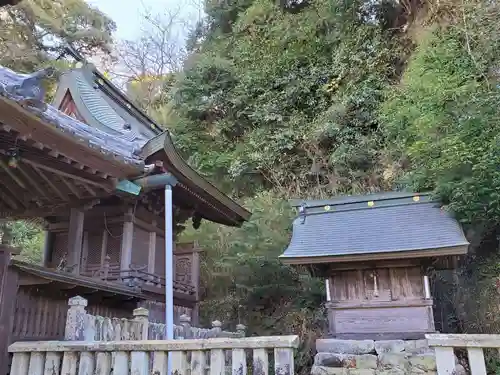 犬次神社の末社・摂社
