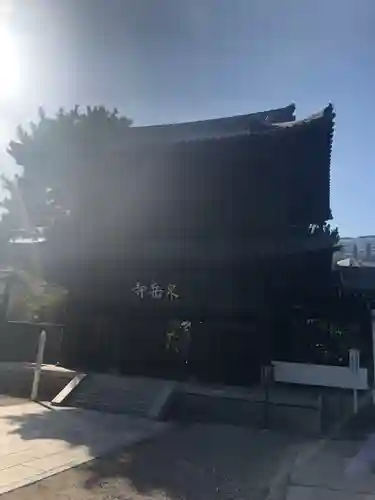 泉岳寺の山門・神門