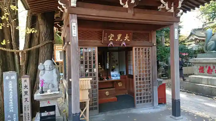 豊川稲荷東京別院の末社・摂社