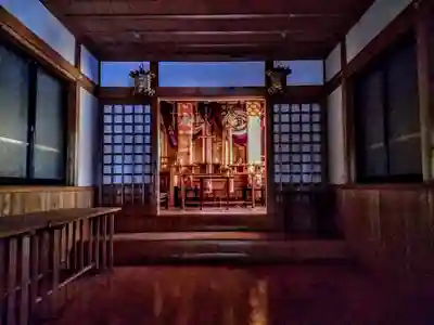 壬生神社の本殿・本堂