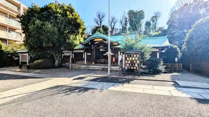 白金氷川神社の狛犬