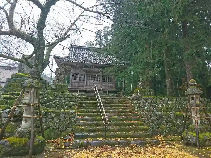 神明神社の本殿・本堂