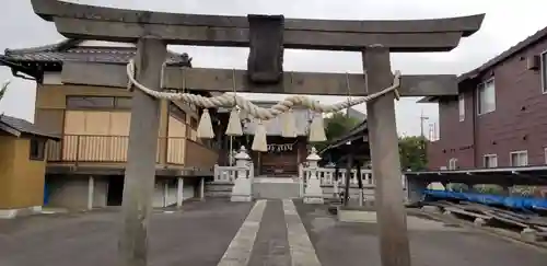 水神社の鳥居