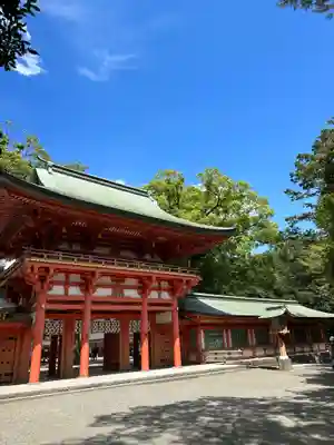 武蔵一宮氷川神社の山門・神門