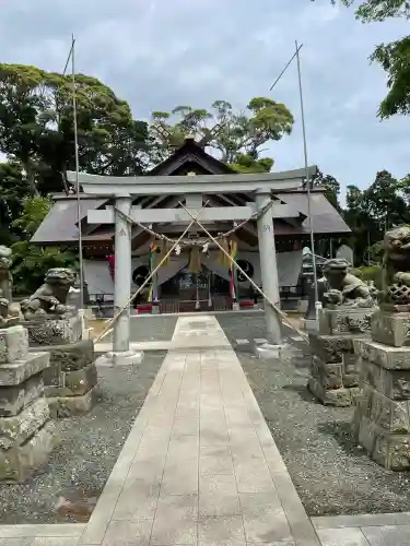 佐波波地祇神社の{uncategorized: "未分類", other: "その他", undefined: "問題あり", building: "その他建物", grave: "お墓", sacred_gate: "鳥居", guardian: "狛犬", statue: "像", buddha: "仏像", history: "歴史", nature: "自然", garden: "庭園", animal: "動物", pagoda: "塔", temizu: "手水舎", mountain_gate: "山門・神門", sanctuary: "本殿・本堂", subordinate: "末社・摂社", art: "芸術", scenery: "景色", jizo: "地蔵", ema: "絵馬", goshuin: "御朱印", omikuji: "おみくじ", items: "授与品その他", amulet: "お守り", goshuincho: "御朱印帳", eats: "食事", festival: "お祭り", votive_dance: "神楽", shichigosan: "七五三参", wedding: "結婚式", experience: "体験その他", initially: "初詣", around: "周辺", anti_infection: "感染症対策"}