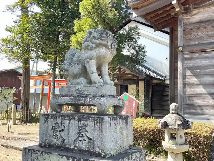 山部神社の狛犬