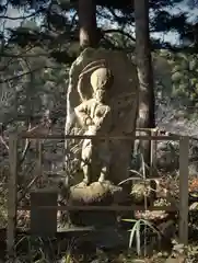 愛宕神社の像