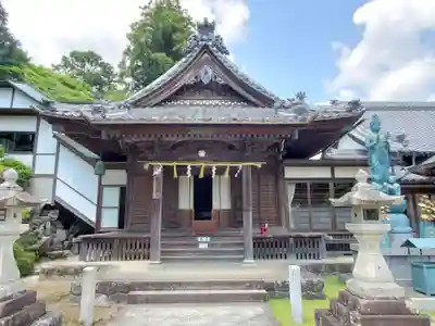 養学院の本殿・本堂