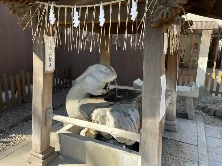 調神社の手水舎