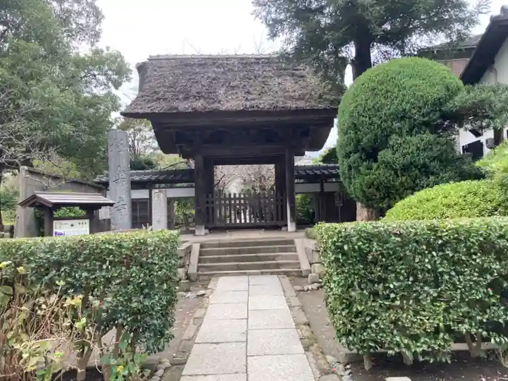極楽寺(霊鷲山感應院極楽律寺)の山門・神門