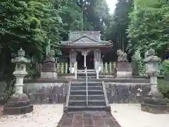 伊弉冊神社の本殿