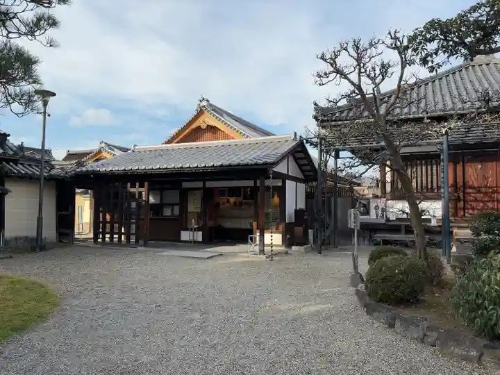 中宮寺(奈良県)