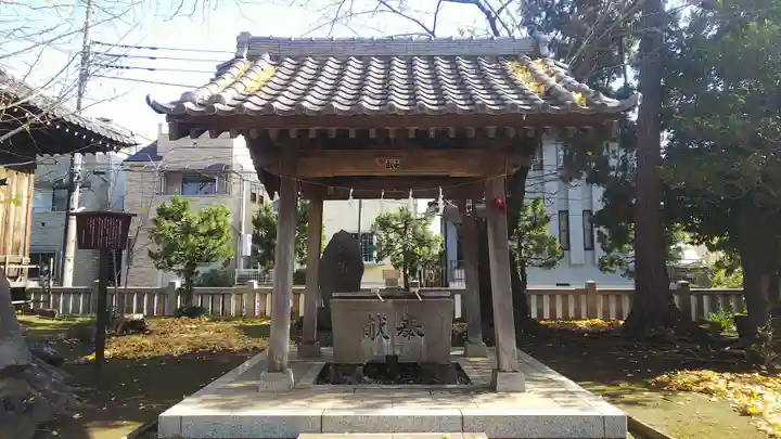 諏訪神社の手水舎