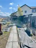 三峯神社の{uncategorized: "未分類", other: "その他", undefined: "問題あり", building: "その他建物", grave: "お墓", sacred_gate: "鳥居", guardian: "狛犬", statue: "像", buddha: "仏像", history: "歴史", nature: "自然", garden: "庭園", animal: "動物", pagoda: "塔", temizu: "手水舎", mountain_gate: "山門・神門", sanctuary: "本殿・本堂", subordinate: "末社・摂社", art: "芸術", scenery: "景色", jizo: "地蔵", ema: "絵馬", goshuin: "御朱印", omikuji: "おみくじ", items: "授与品その他", amulet: "お守り", goshuincho: "御朱印帳", eats: "食事", festival: "お祭り", votive_dance: "神楽", shichigosan: "七五三参", wedding: "結婚式", experience: "体験その他", initially: "初詣", around: "周辺", anti_infection: "感染症対策"}