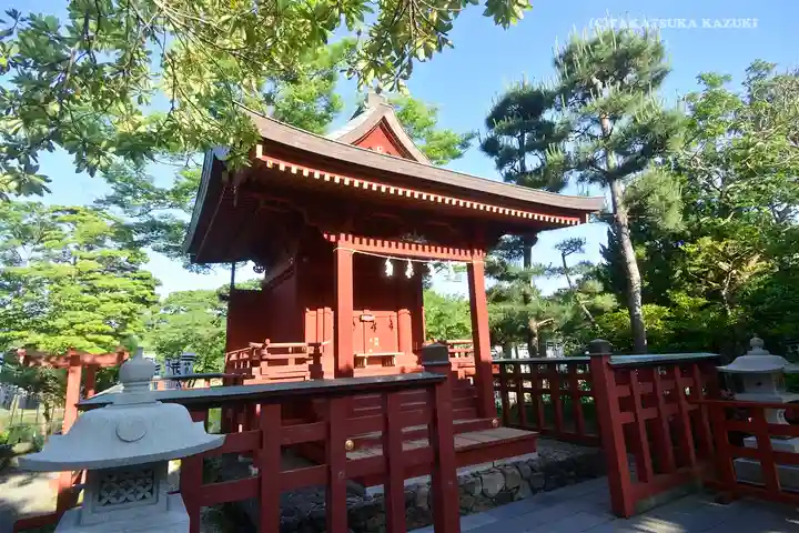 鶴岡八幡宮の末社・摂社