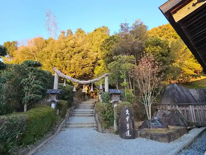 大神神社の建物その他